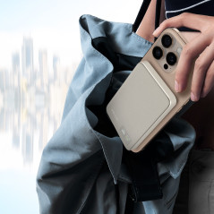 POWER BANKS für APPLE iPhone 16 Pro